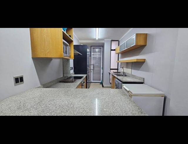 2 BEDROOM APARTMENT FOR SALE IN UMHLANGA RIDGE